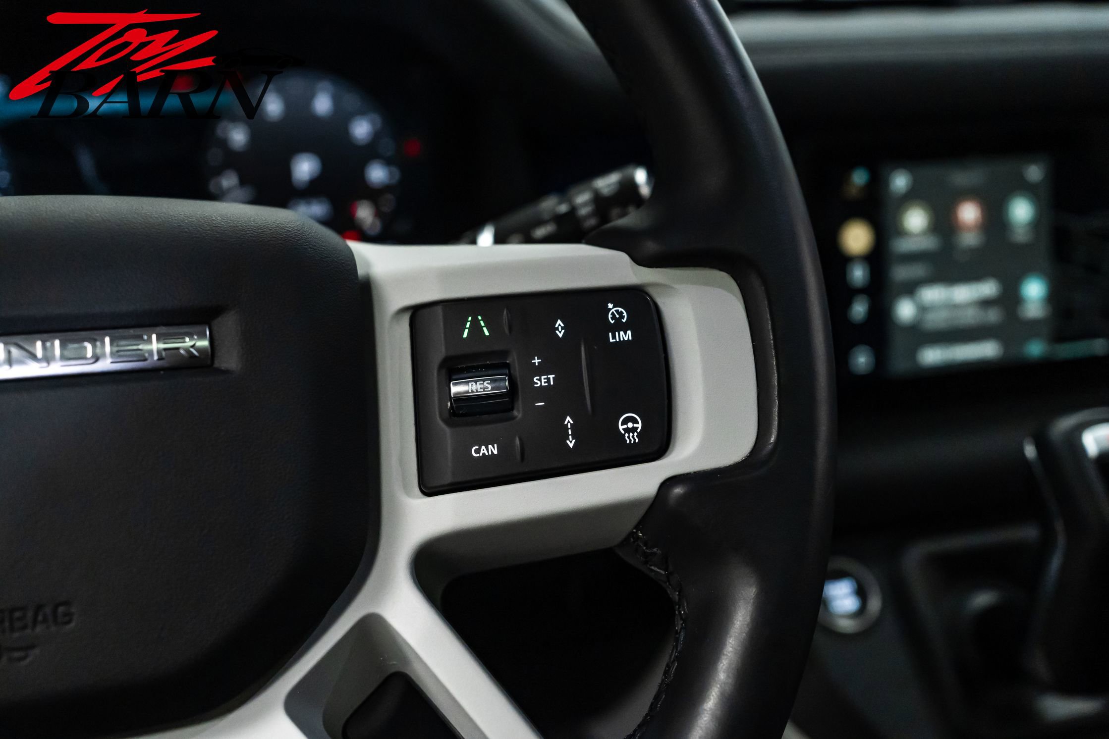 Used 2024 Land Rover Defender 110 S AWD/4WD image 34