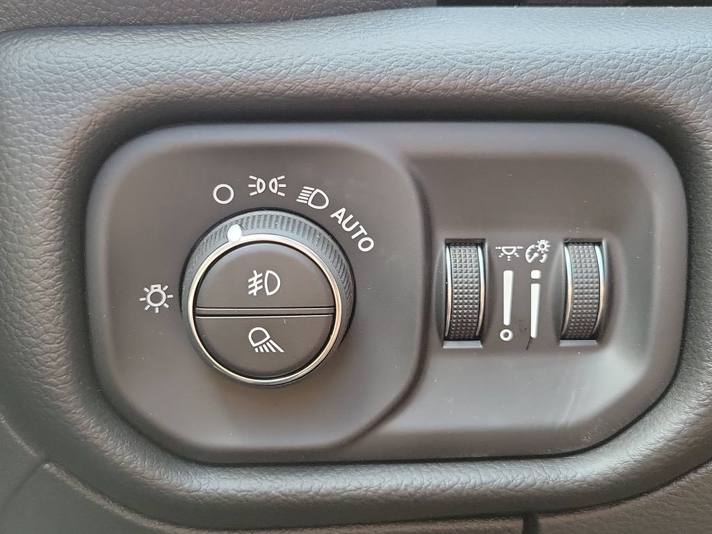 New 2026 RAM 1500 Laramie w/ Night Edition AWD/4WD image 25
