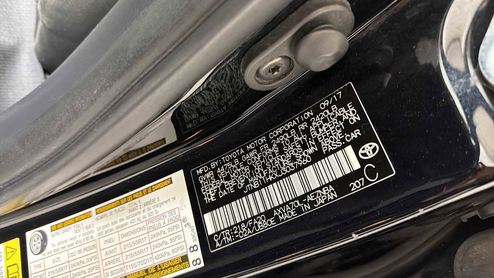 Certified 2018 Toyota Camry LE image 11