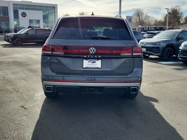 New 2026 Volkswagen Atlas Peak Edition image 7