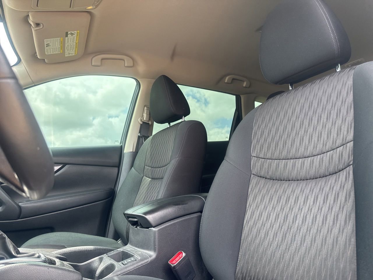 Used 2017 Nissan Rogue SV w/ Midnight Edition FWD image 39