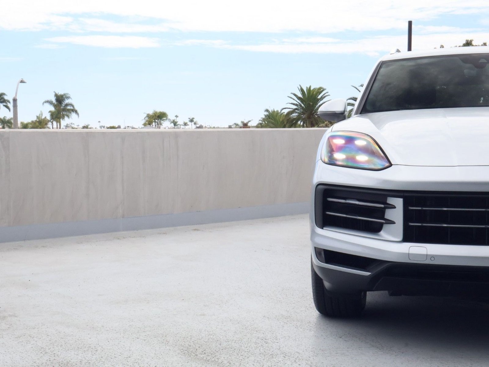 Certified 2025 Porsche Cayenne AWD/4WD image 12