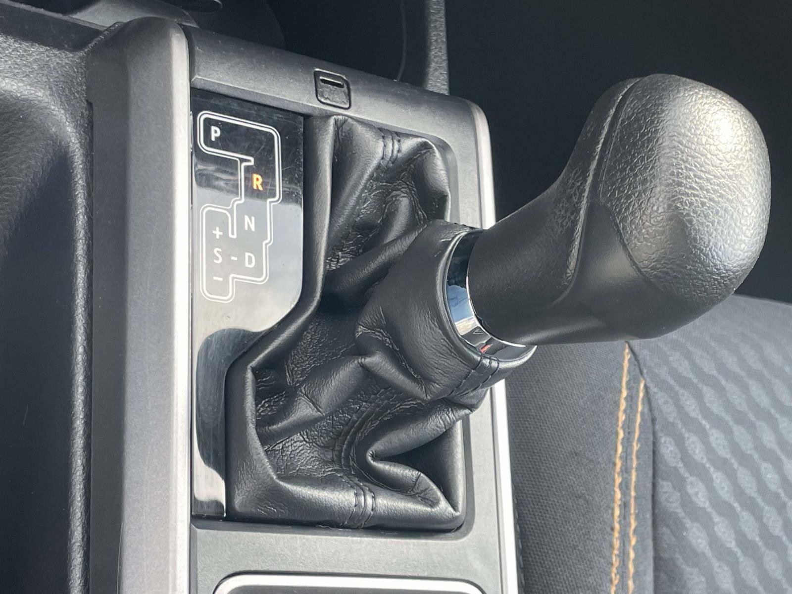 Used 2020 Toyota Tacoma SR5 image 18