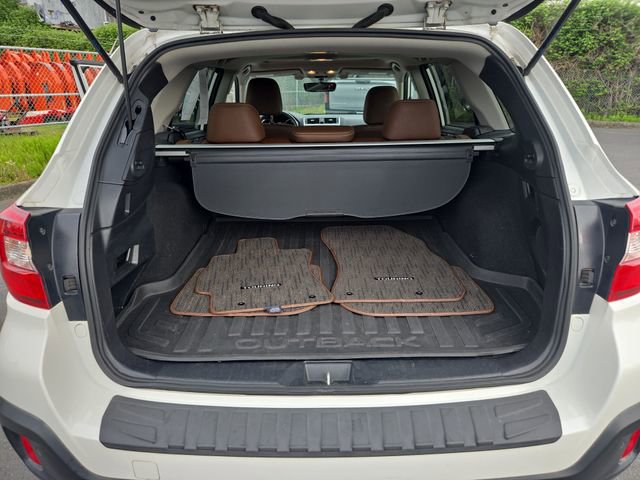 Used 2019 Subaru Outback 3.6R Touring w/ Popular Package #3A image 12