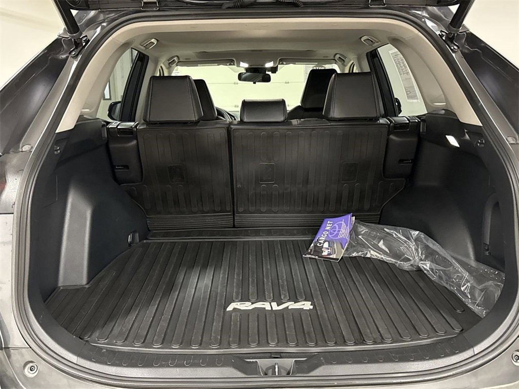 Used 2023 Toyota RAV4 XLE Premium image 24