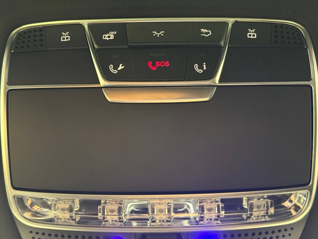 Used 2017 Mercedes-Benz S 550 4MATIC Sedan image 57