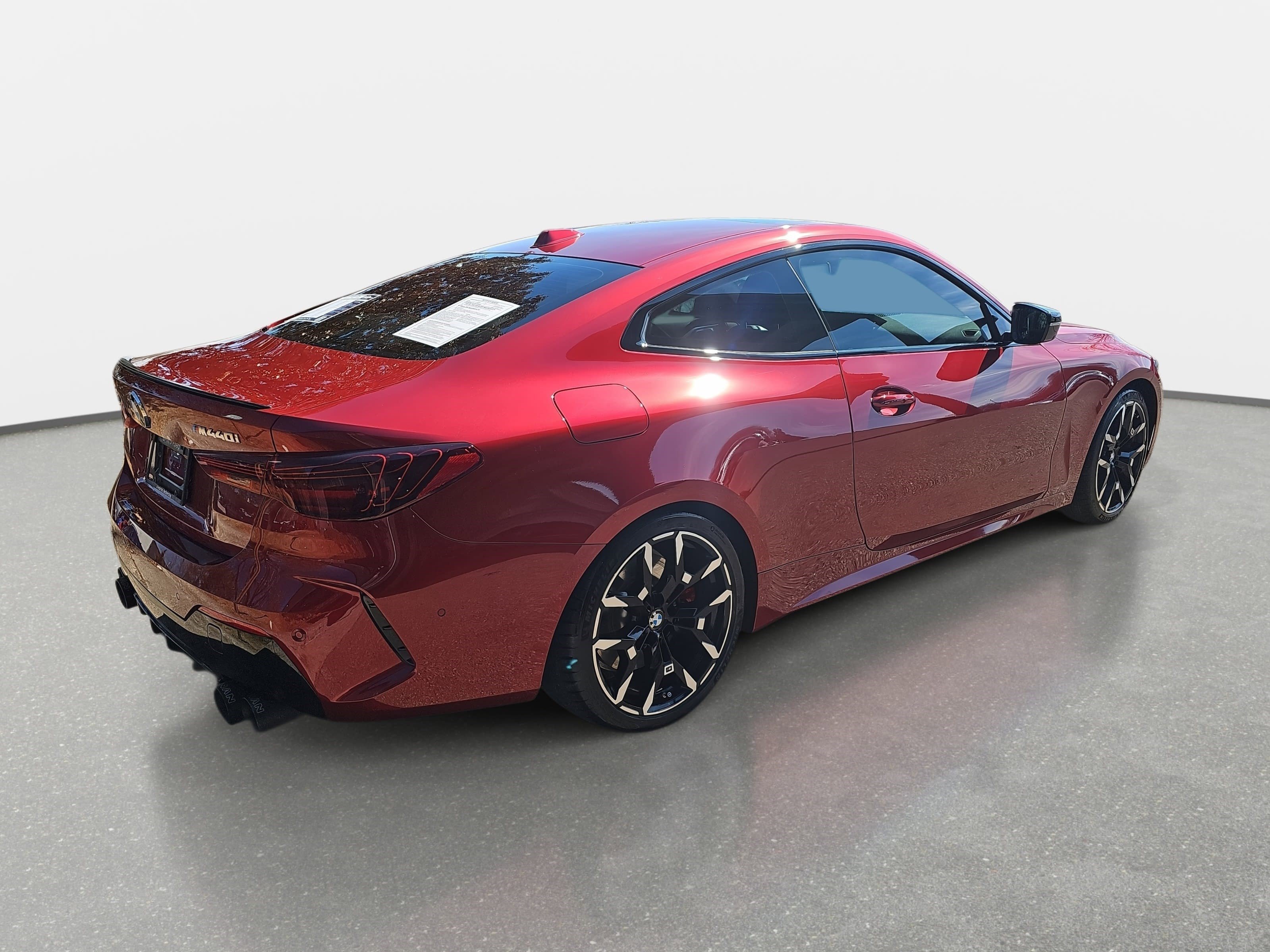 Used 2025 BMW M440i Coupe w/ Premium Package image 5