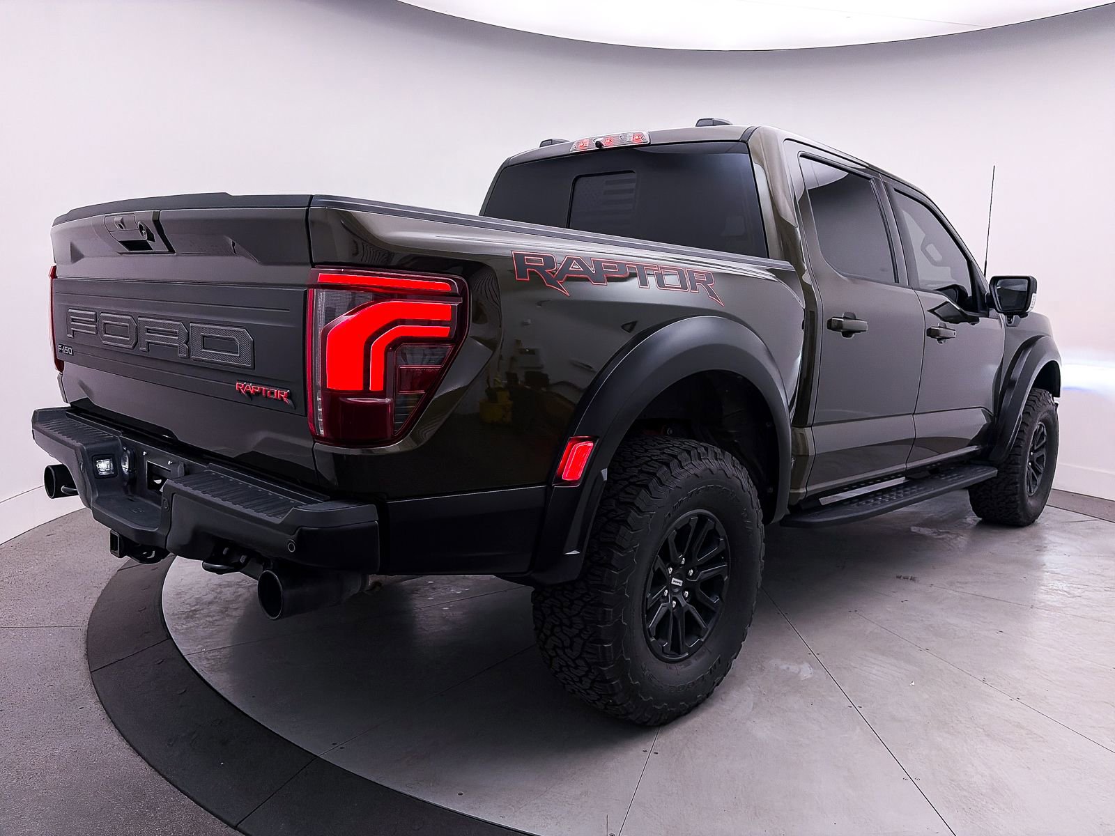 Used 2024 Ford F150 Raptor image 19