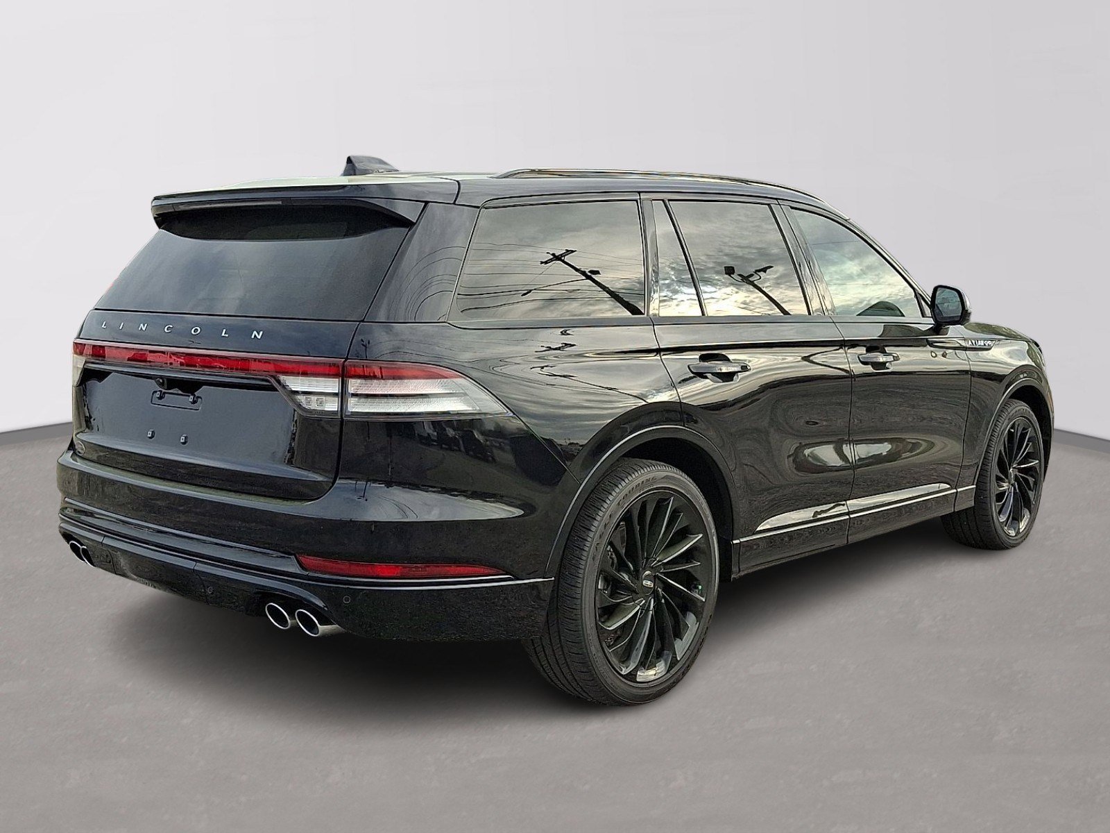 Certified 2025 Lincoln Aviator Reserve w/ Equipment Group 201A image 6