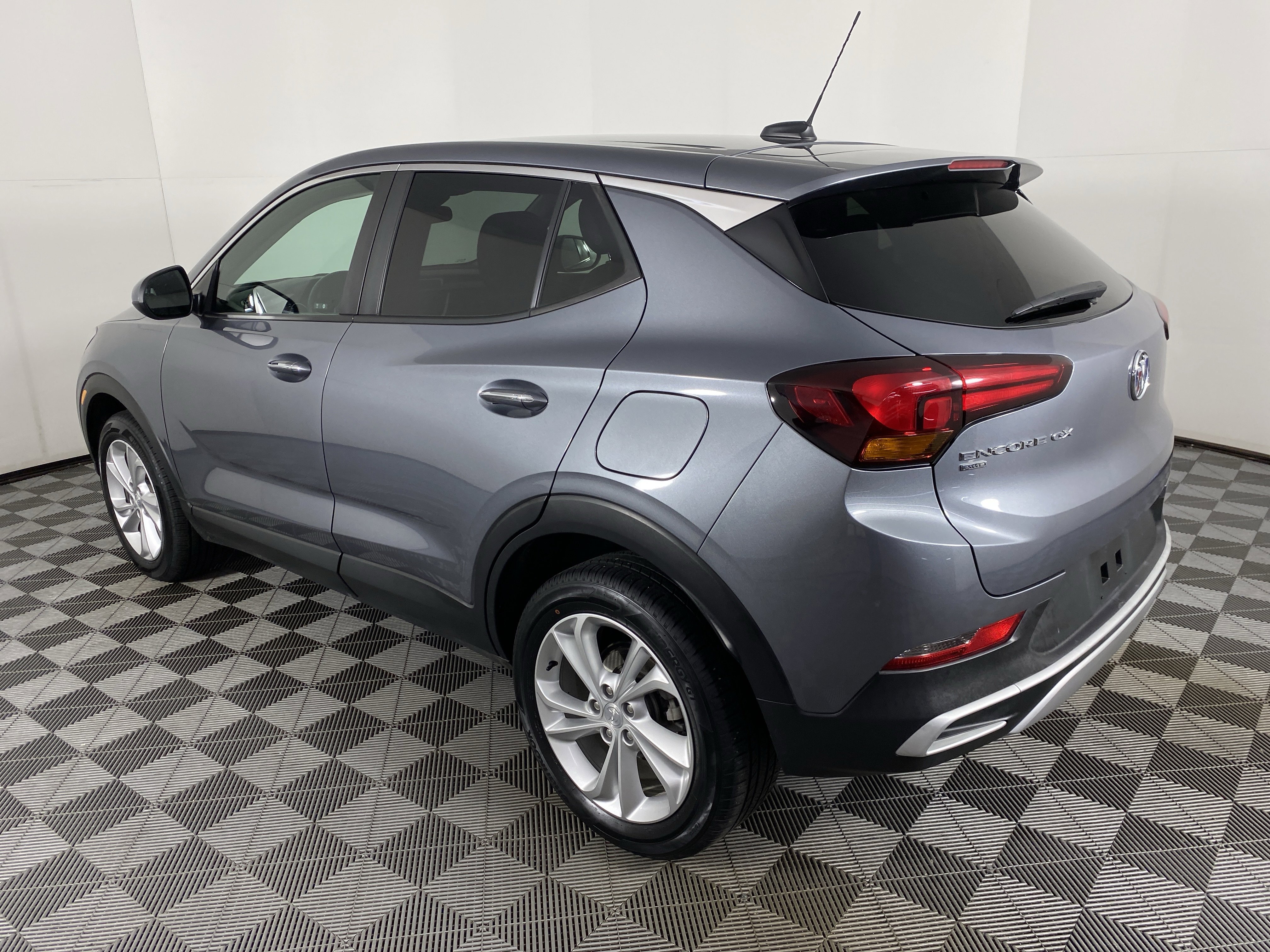 Used 2022 Buick Encore GX Preferred w/ Cold Weather Comfort Package image 9