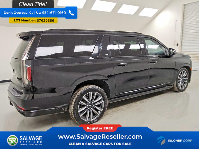Used 2022 Cadillac Escalade ESV Sport Platinum AWD/4WD image 4