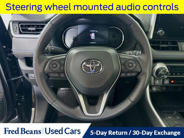 Used 2023 Toyota RAV4 SE w/ Convenience Package image 14