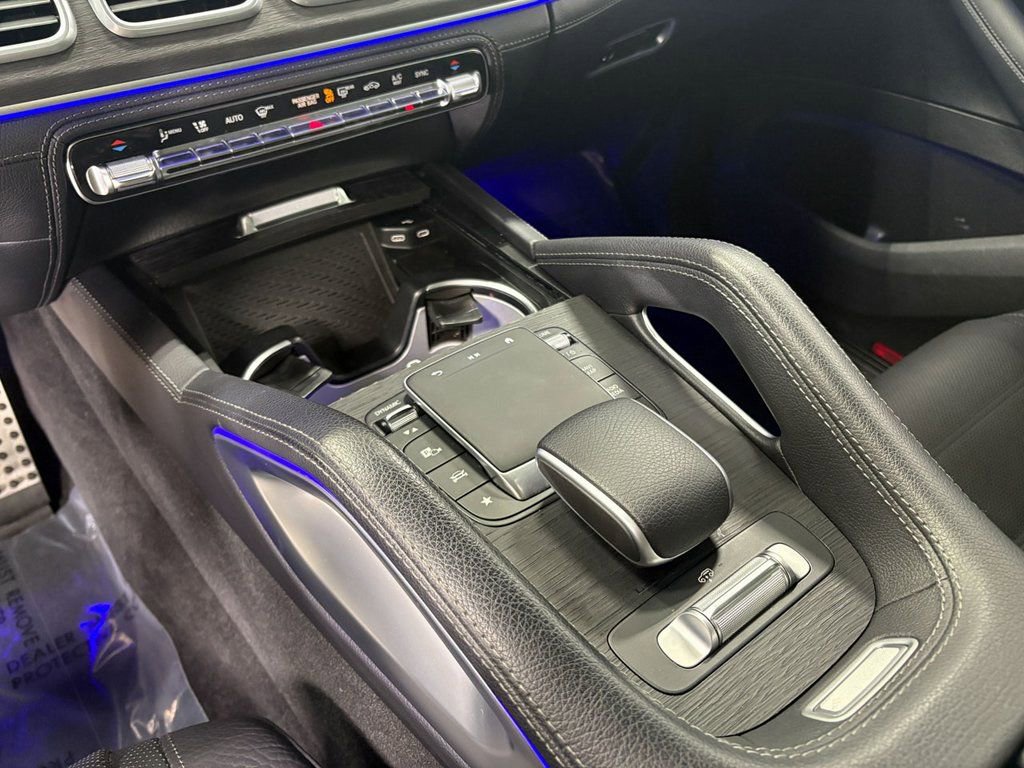 Used 2024 Mercedes-Benz GLS 450 4MATIC image 15