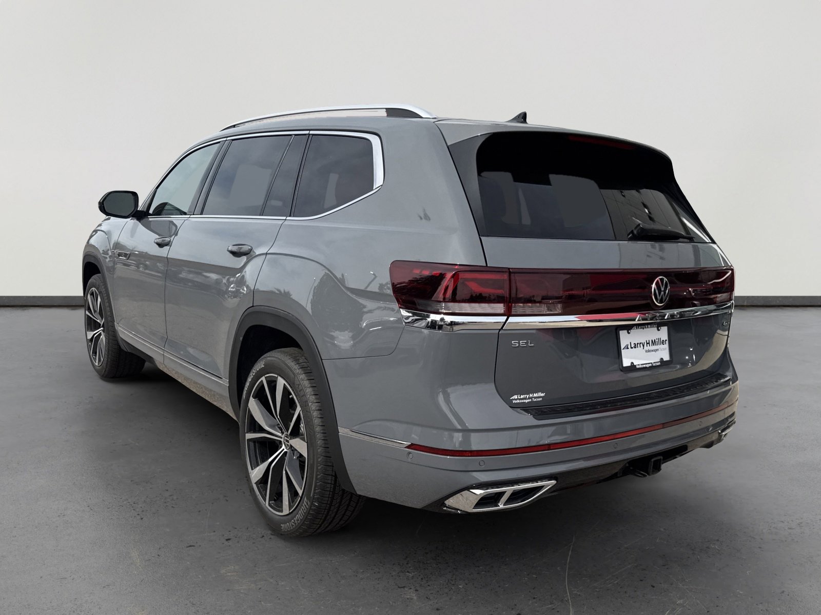 New 2026 Volkswagen Atlas SEL Premium R-Line image 4