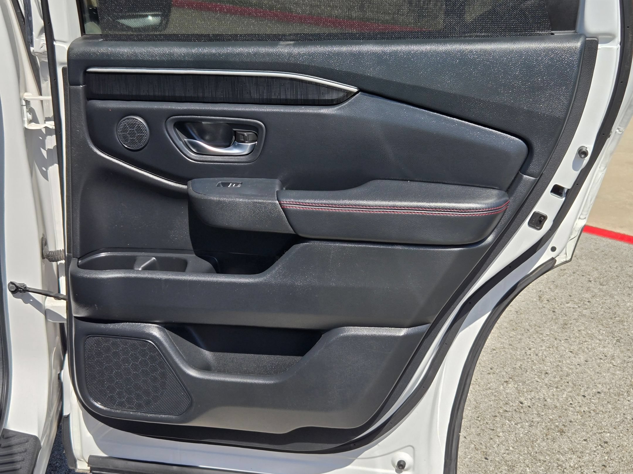 Used 2025 Honda Pilot Black Edition image 26