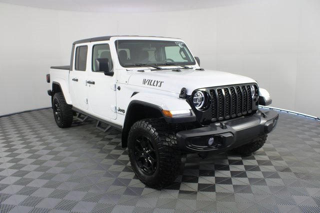 Used 2022 Jeep Gladiator Willys image 25