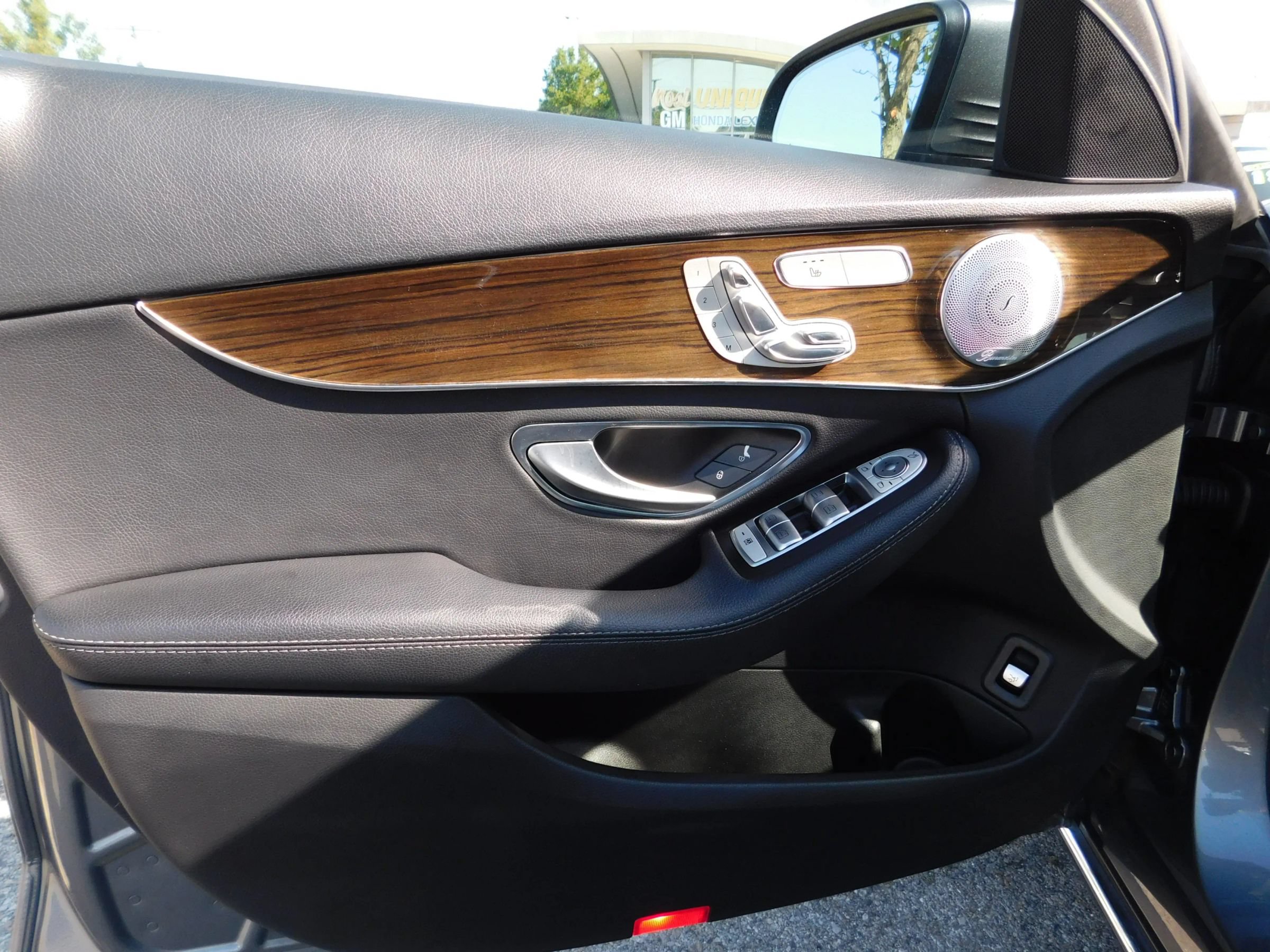 Used 2019 Mercedes-Benz C 300 4MATIC Sedan w/ Multimedia Package image 16