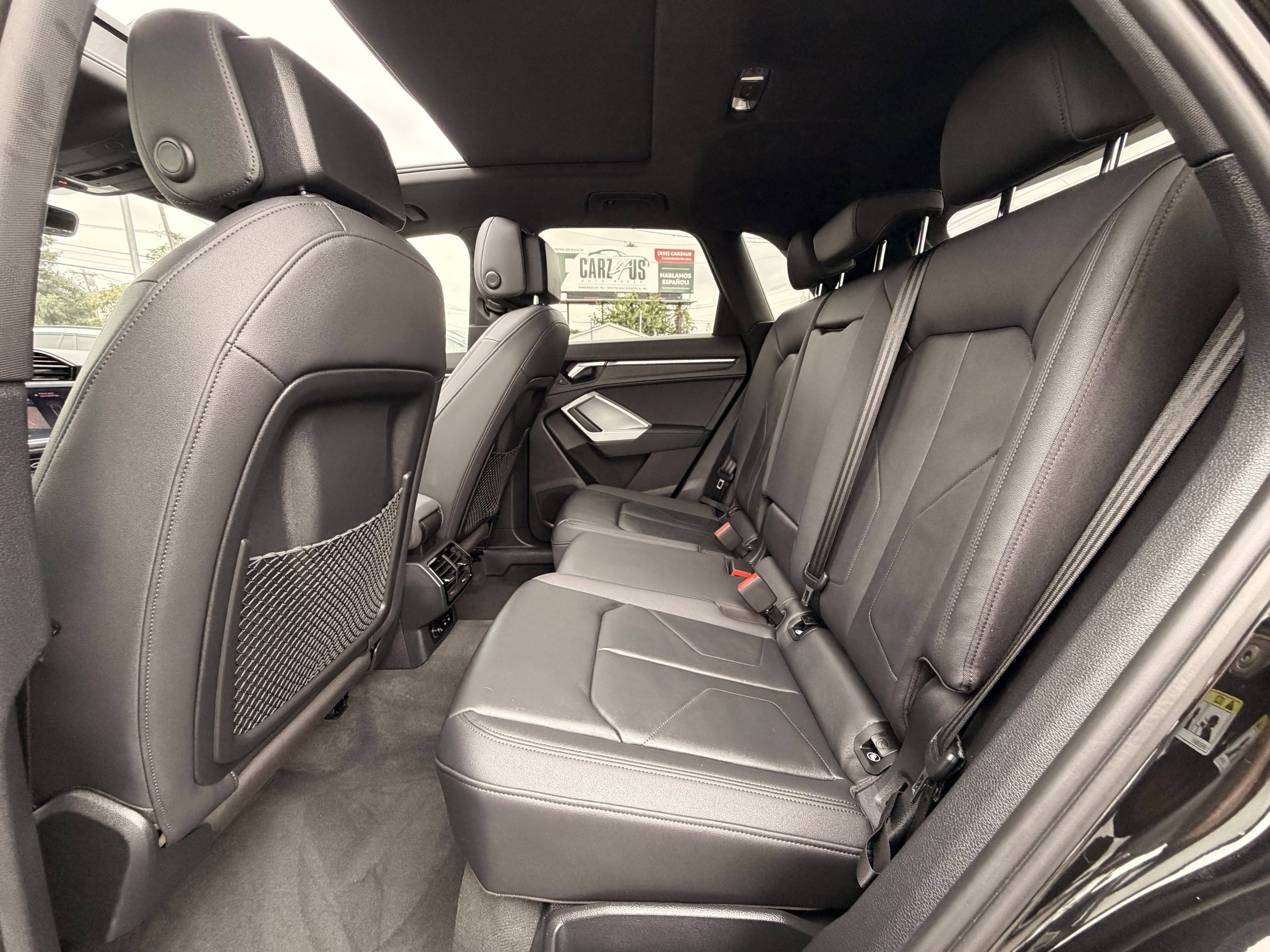 Used 2020 Audi Q3 2.0T Premium w/ Convenience Package AWD/4WD image 18