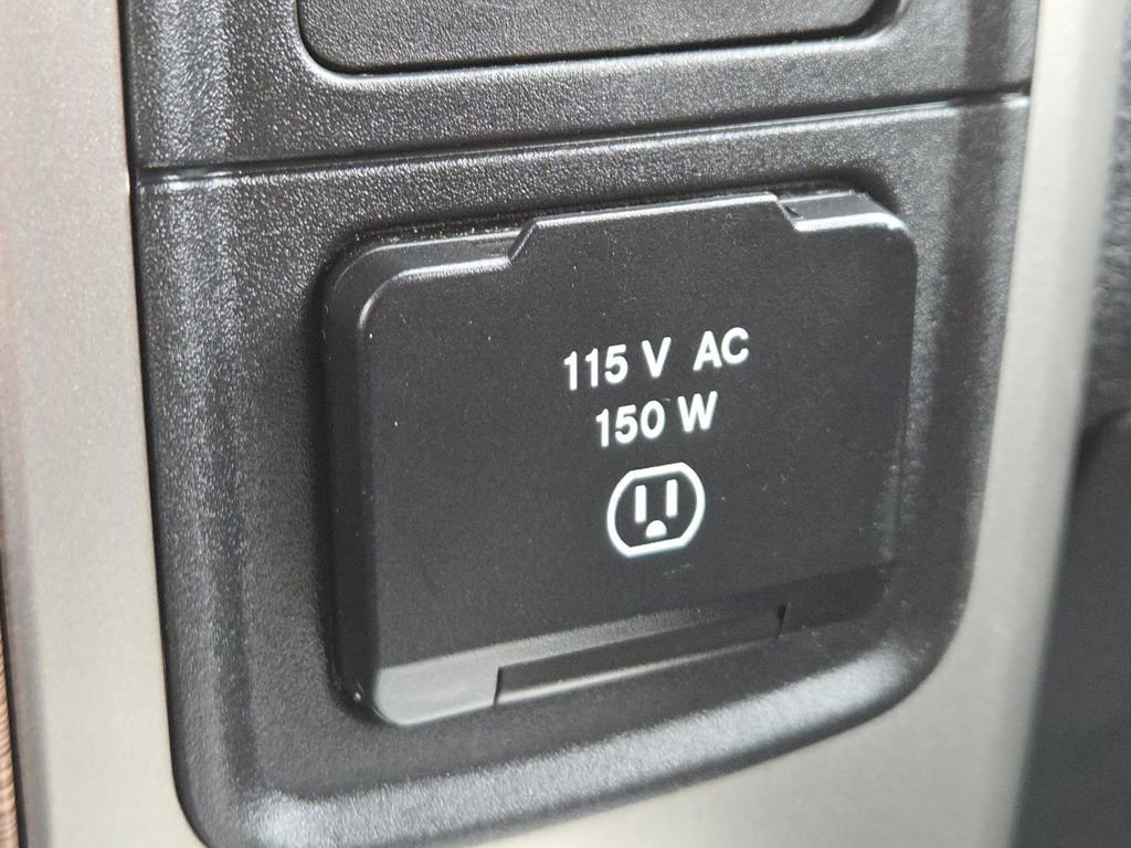 Used 2018 RAM 2500 Laramie w/ Convenience Group image 29