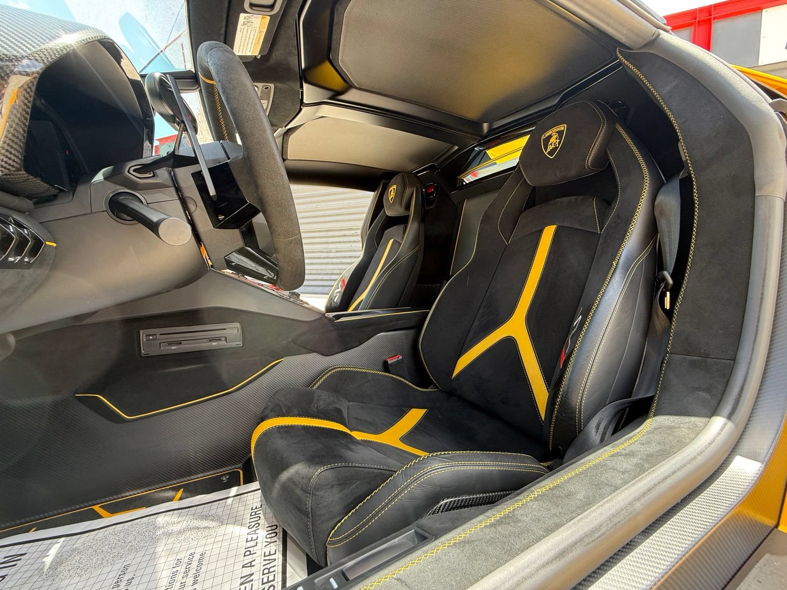 Used 2021 Lamborghini Aventador SVJ AWD/4WD image 55