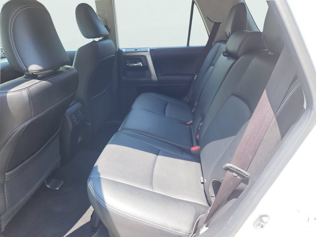 Used 2022 Toyota 4Runner TRD Sport AWD/4WD image 32