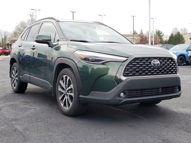 Used 2023 Toyota Corolla Cross XLE w/ Convenience Package AWD/4WD image 7