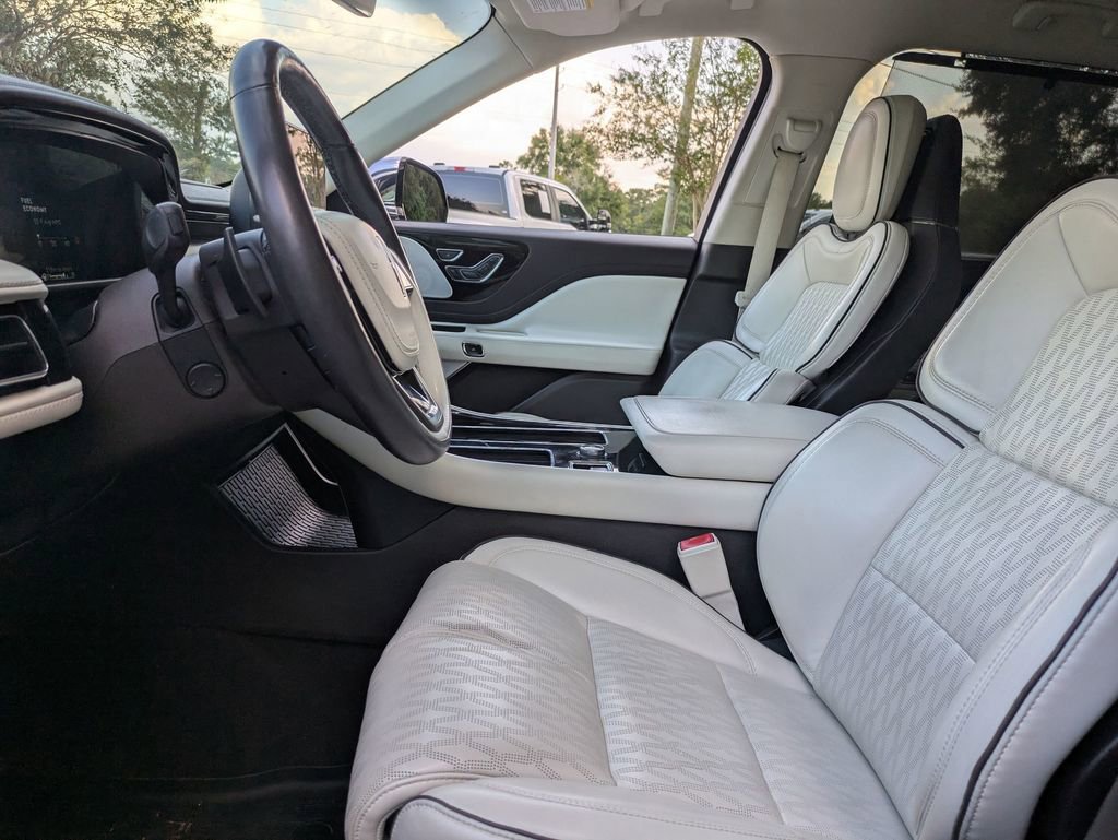Used 2020 Lincoln Aviator Black Label image 14