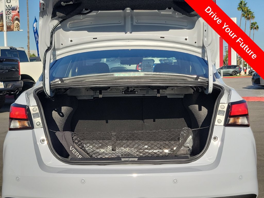 Used 2025 Nissan Versa SV w/ Trunk Package FWD image 20