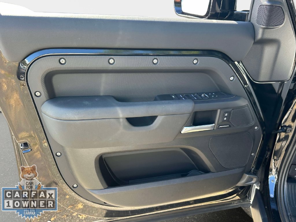 Used 2025 Land Rover Defender 110 S AWD/4WD image 19