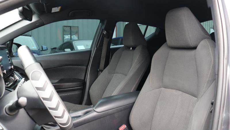 Used 2019 Toyota C-HR LE image 6