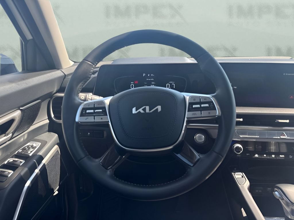 Used 2024 Kia Telluride S w/ S Sunroof Package FWD image 13