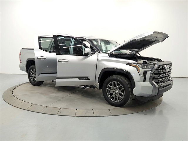 Used 2023 Toyota Tundra Platinum image 9