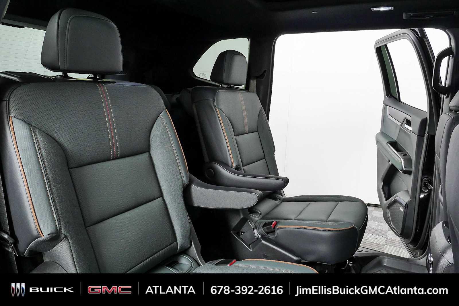 New 2026 GMC Acadia AT4 w/ Luxury Package AWD/4WD image 23