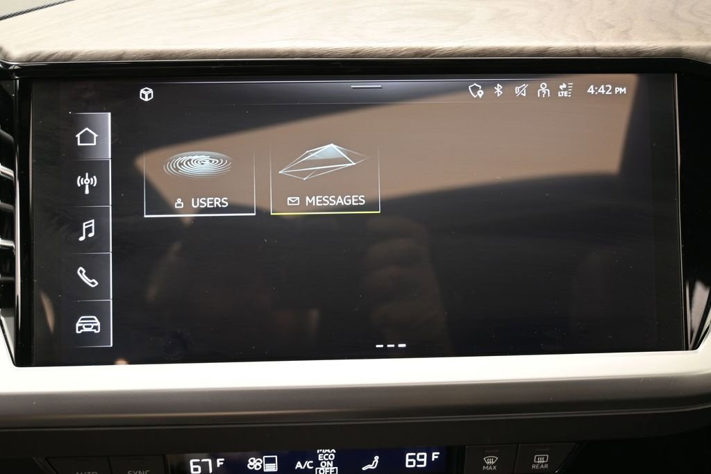 Used 2024 Audi Q4 e-tron Premium w/ Convenience Package AWD/4WD image 30