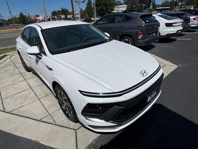New 2026 Hyundai Sonata Blue FWD image 7