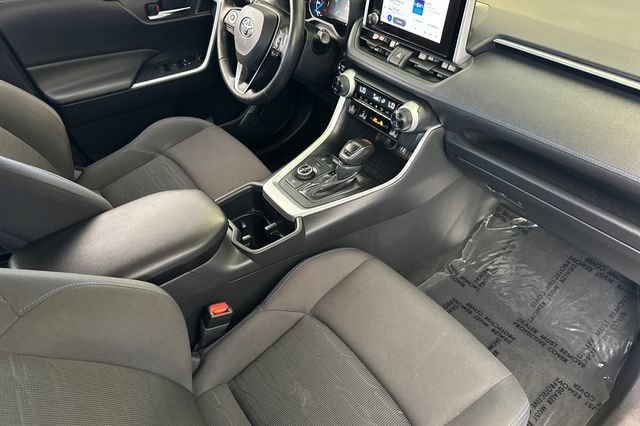 Certified 2023 Toyota RAV4 SE w/ Convenience Package AWD/4WD image 20