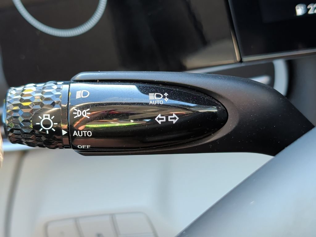 Used 2024 Hyundai Elantra Limited FWD image 45