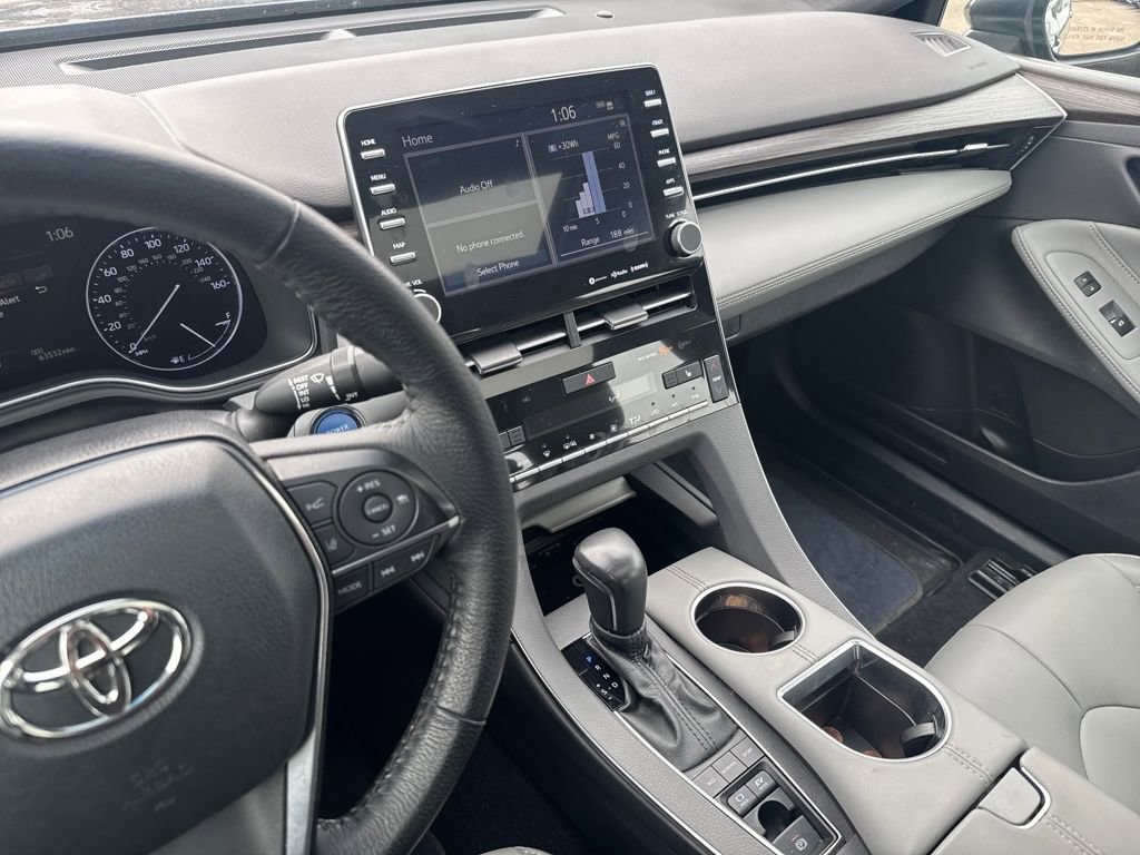 Used 2021 Toyota Avalon XLE w/ Moonroof Package image 21