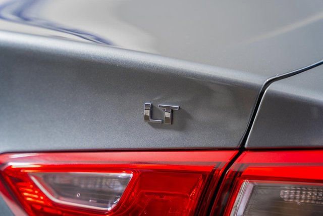 Used 2024 Chevrolet Malibu LT image 9