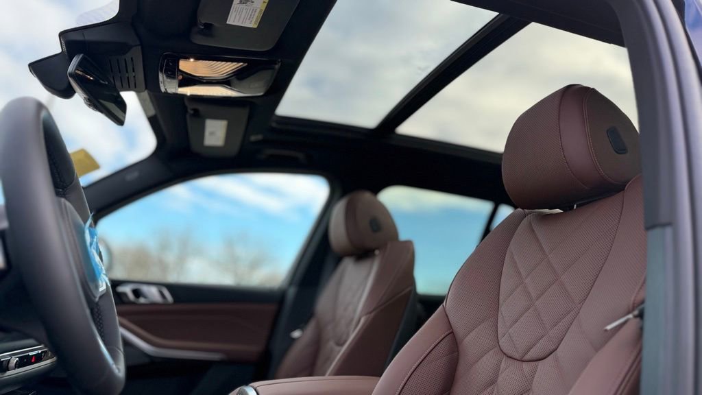 New 2026 BMW X5 xDrive40i w/ M Sport Package image 17