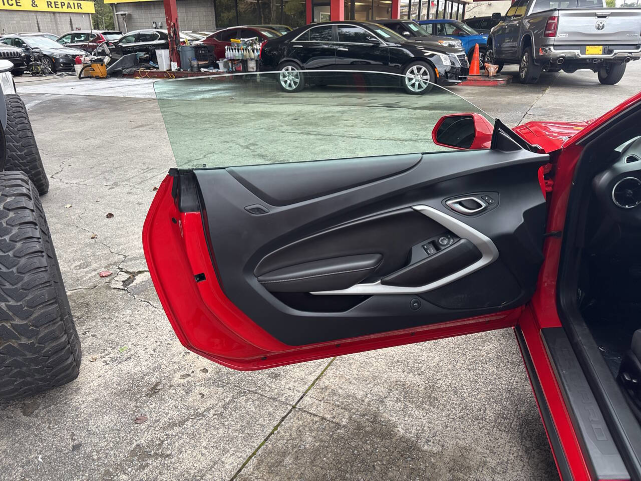 Used 2022 Chevrolet Camaro LT image 8