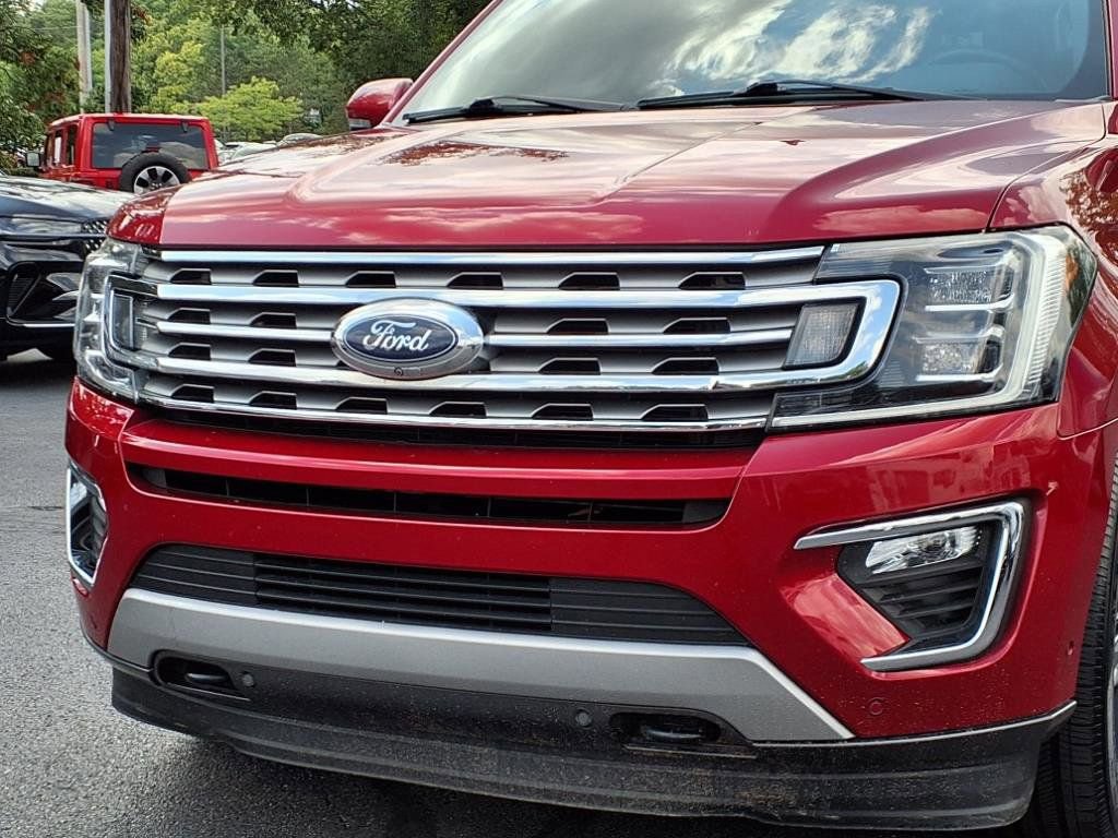 Used 2021 Ford Expedition Limited image 24