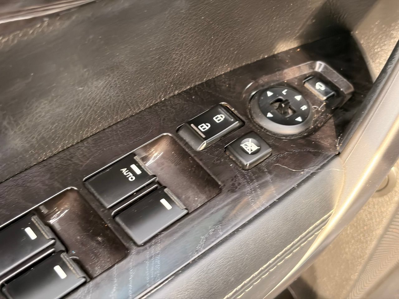 Used 2014 Kia Sorento SX FWD image 21
