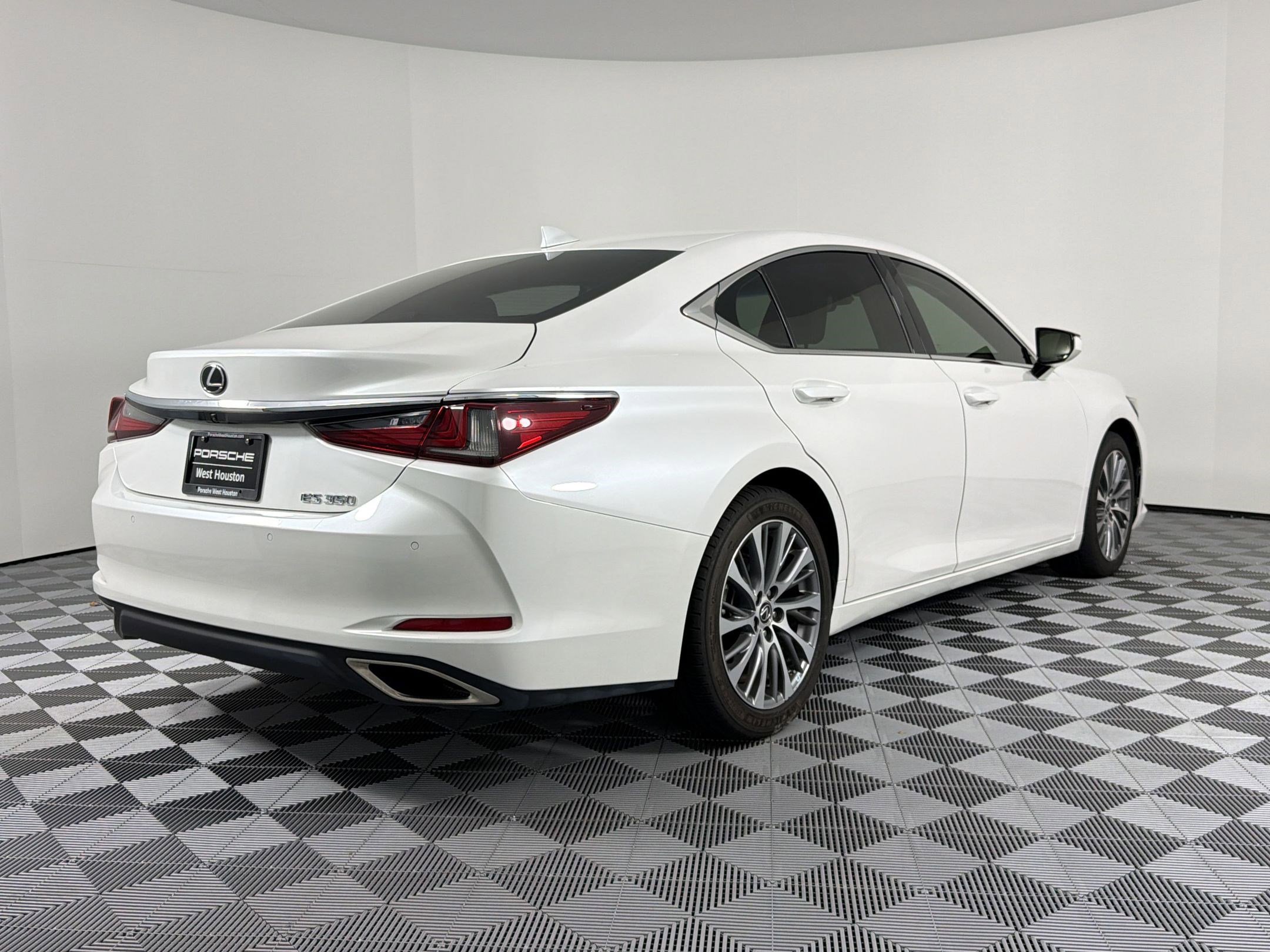 Used 2020 Lexus ES 350 w/ Premium Package FWD image 9