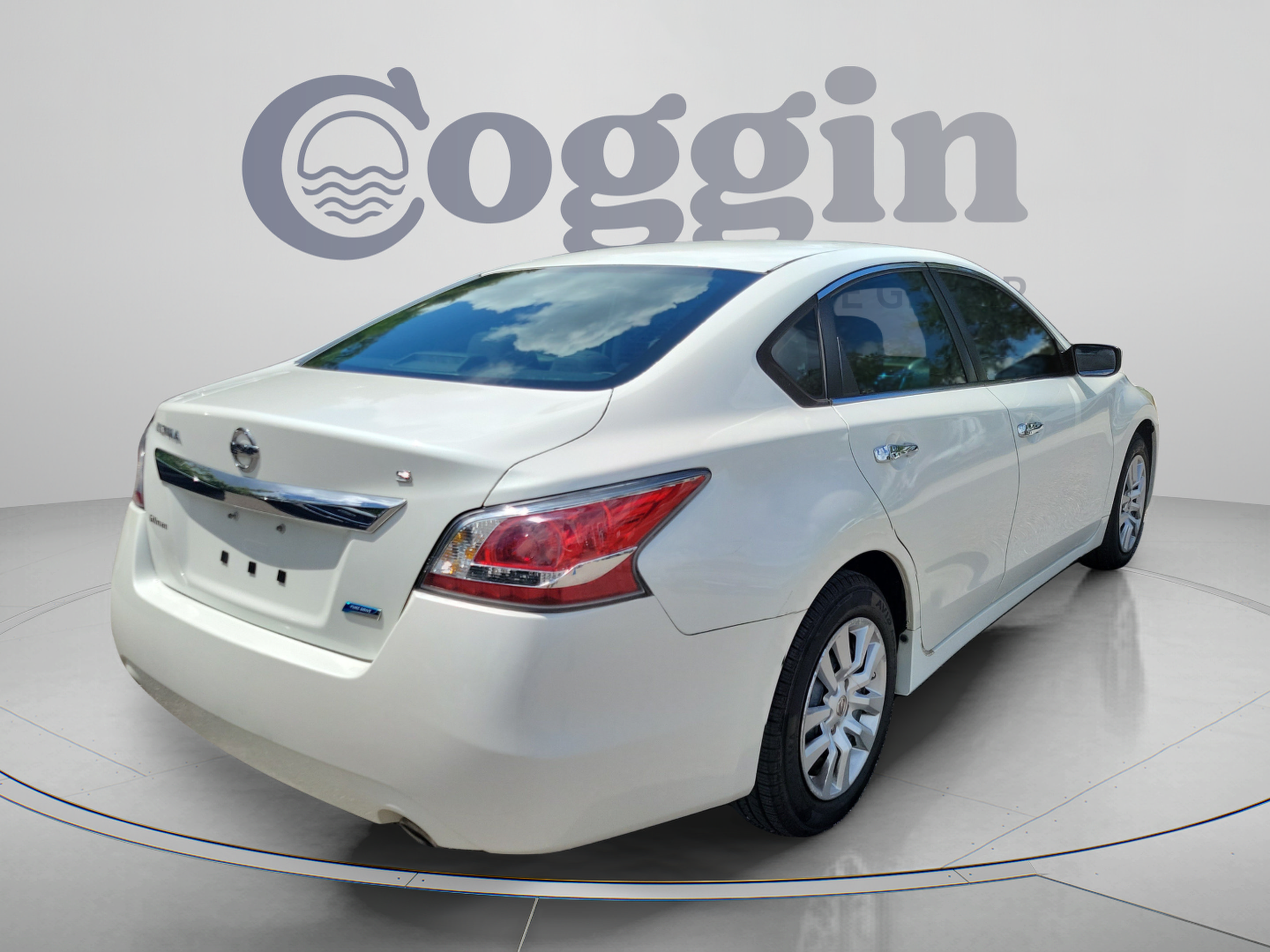 Used 2014 Nissan Altima 2.5 S FWD image 3