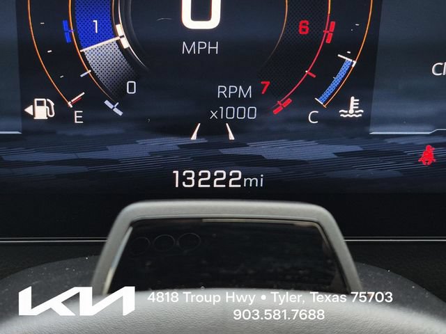 Used 2024 Chevrolet Traverse RS w/ LPO, Floor Liner Package AWD/4WD image 40