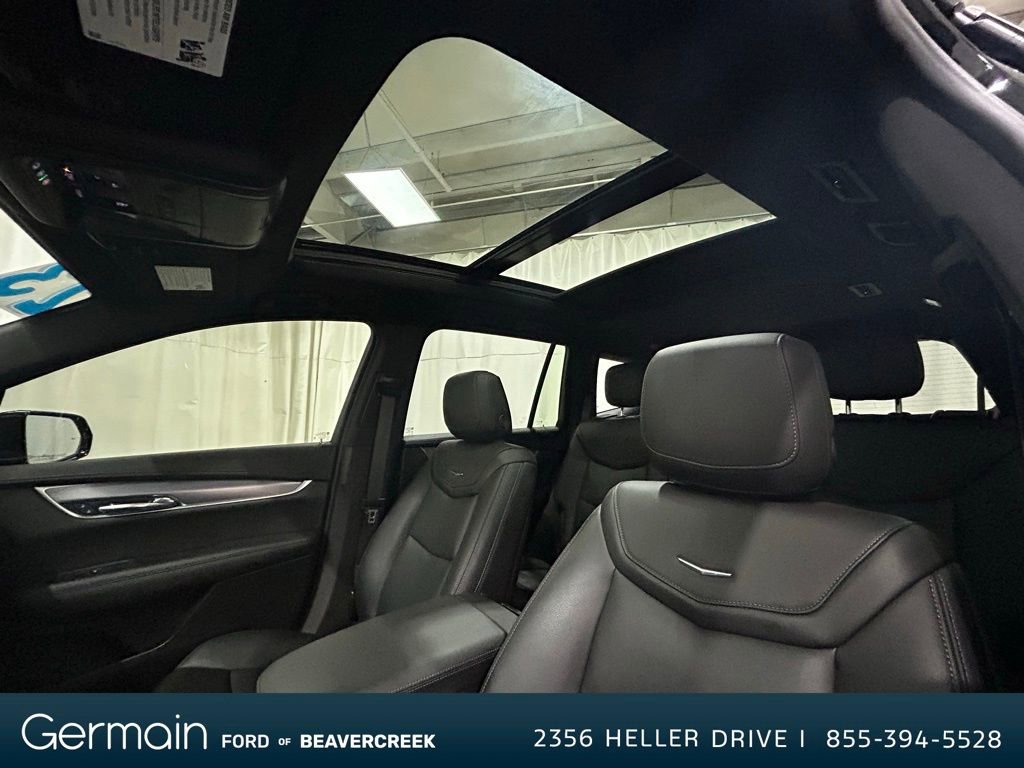 Used 2023 Cadillac XT6 Luxury image 16