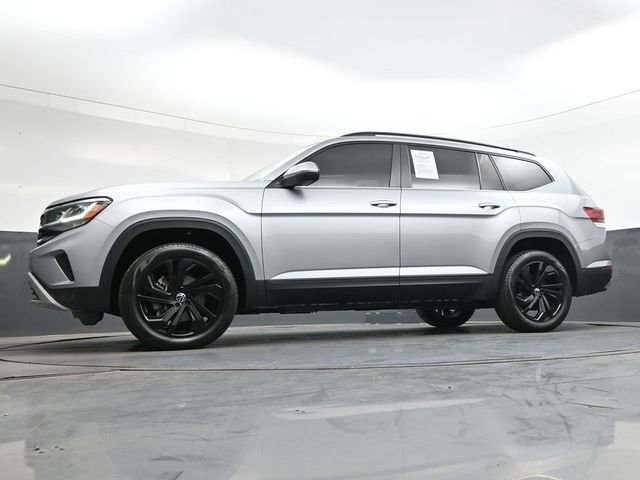 Used 2022 Volkswagen Atlas SE w/ Black Wheel Package AWD/4WD image 36