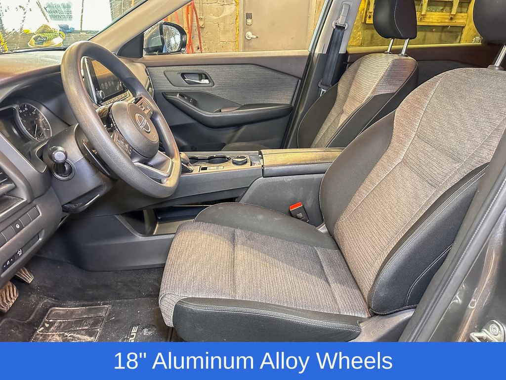 Used 2023 Nissan Rogue SV AWD/4WD image 10