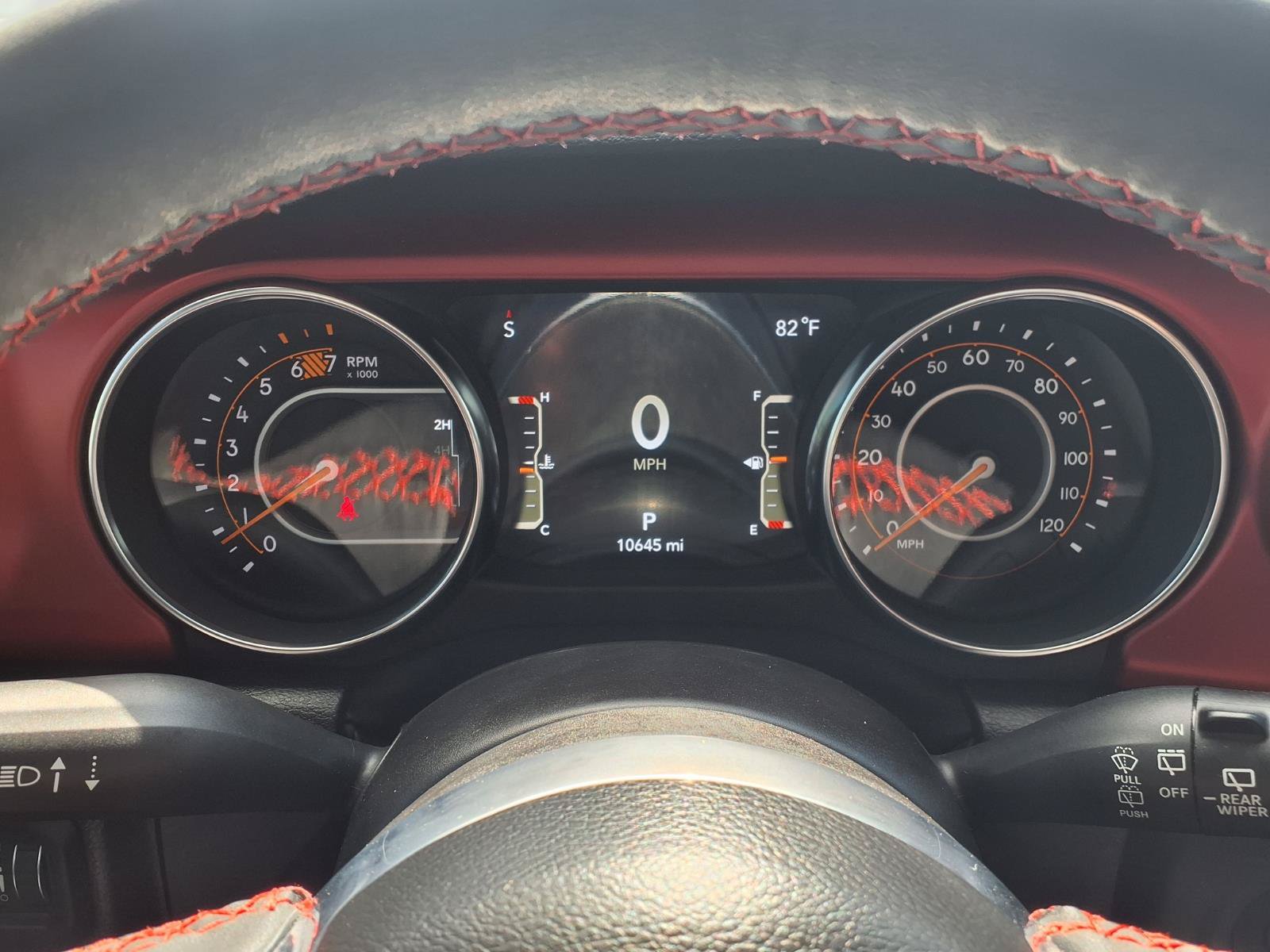 Used 2023 Jeep Wrangler Unlimited Rubicon AWD/4WD image 11